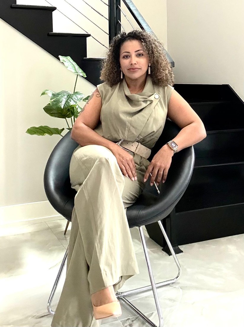 Marcia Regina Cook — life coach and author